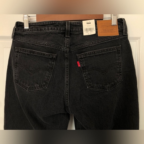 Levi’s jeans (28X33) - Picture 10 of 16